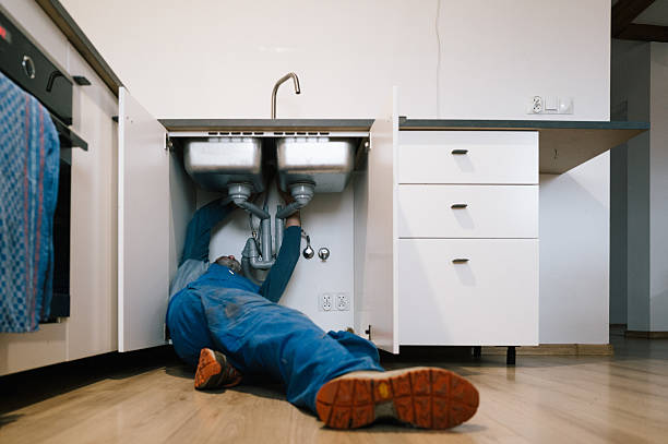 Professional Leak Detection technician working in Mecklenburg, NY
